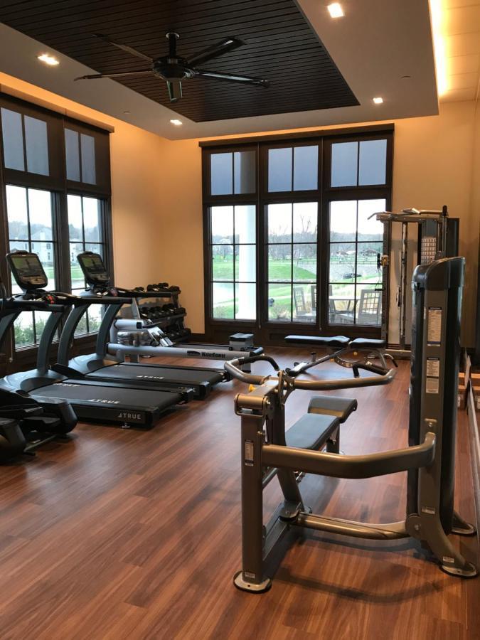 The Inn At Meadowbrook Overland Park Esterno foto