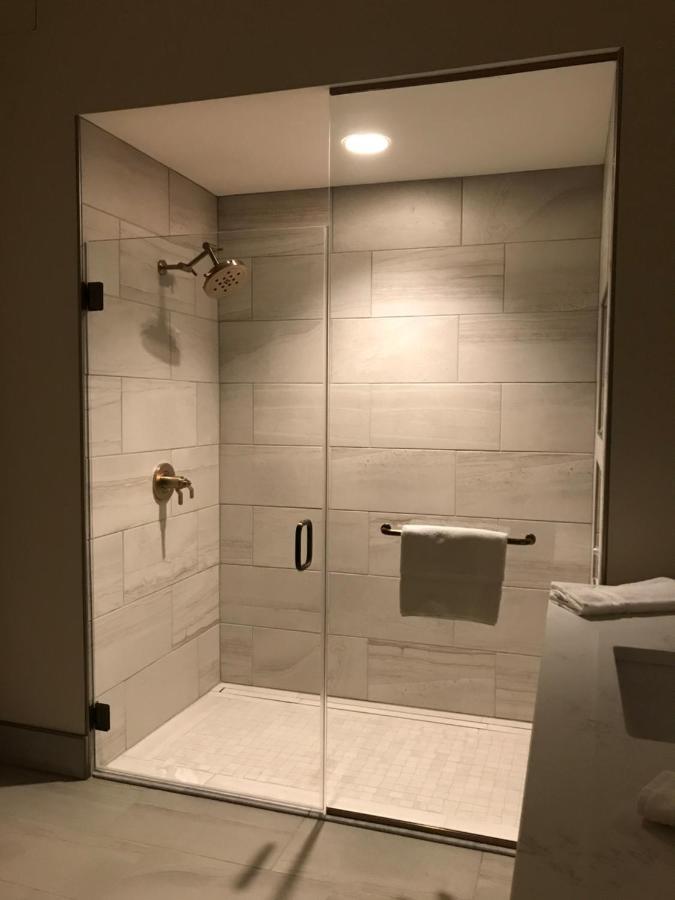 The Inn At Meadowbrook Overland Park Esterno foto