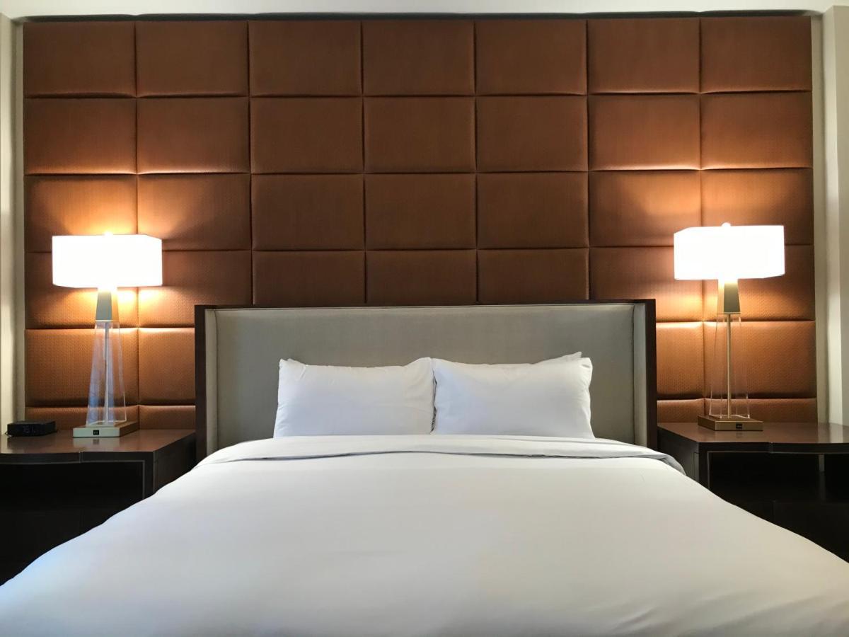 The Inn At Meadowbrook Overland Park Esterno foto