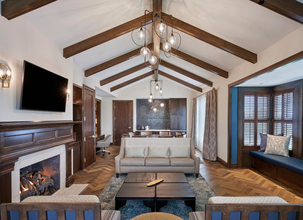 The Inn At Meadowbrook Overland Park Esterno foto